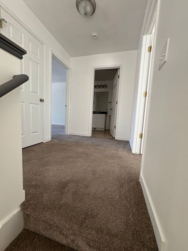 Building Photo - 7097 Longitude Ln