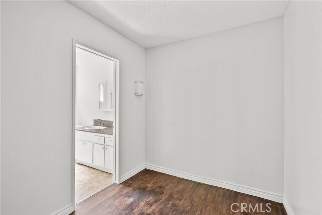 Building Photo - 1601 College View Dr