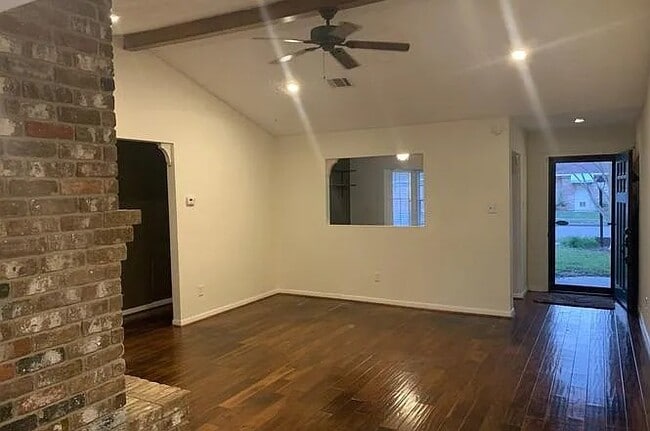 Building Photo - 6318 Leaf Arbor Dr