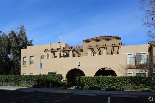 Building Photo - Campina Court Apartments