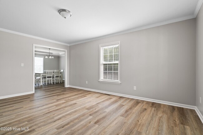 Building Photo - 111 Rockford Ct