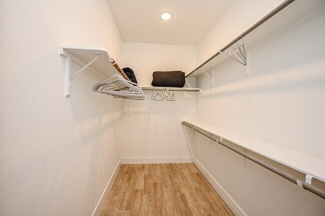 Building Photo - 5007 Briscoe St