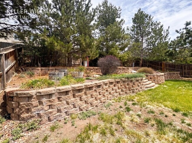 Building Photo - 5662 Stable Ct