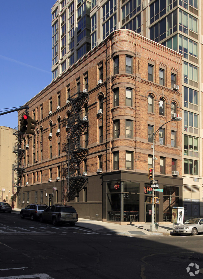Building Photo - 129 East 97 Street