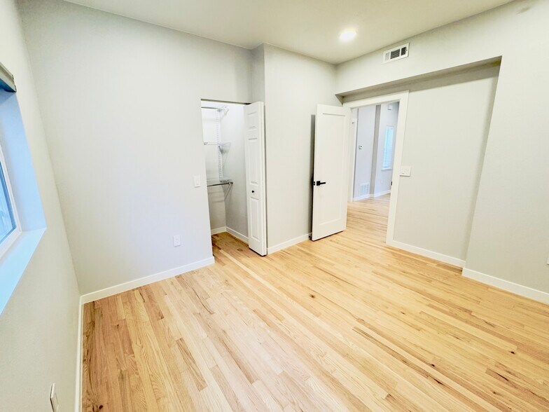 Building Photo - 1107 N Downing St