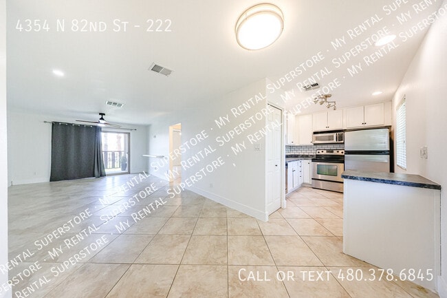 Primary Photo - 4354 N 82nd St