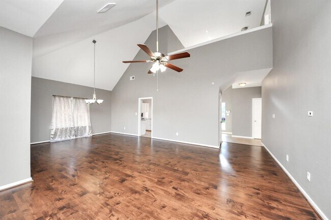 Building Photo - 5723 Whitemills Dr