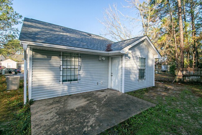 Building Photo - 10690 E Bay Tree Dr