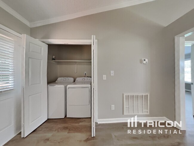 Building Photo - 25 Atlantic Ave