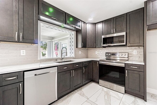 Building Photo - 8024 Las Cruces Ct