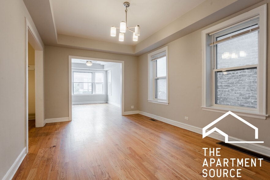 Building Photo - 2660 N Ashland Ave