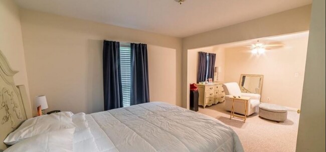 Building Photo - 1313 18th Ave