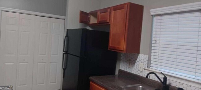 Building Photo - 2324 Coach Way