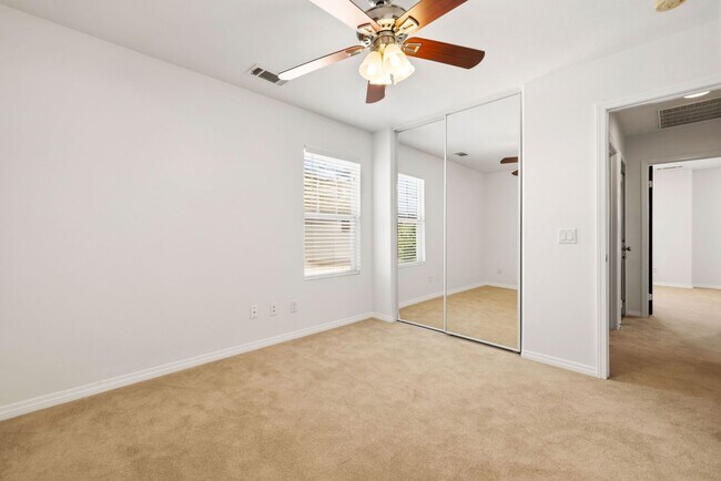 Building Photo - 4 bedrooms / 3 bathroom OPEN floor plan HOUSE for rent in LANCASTER