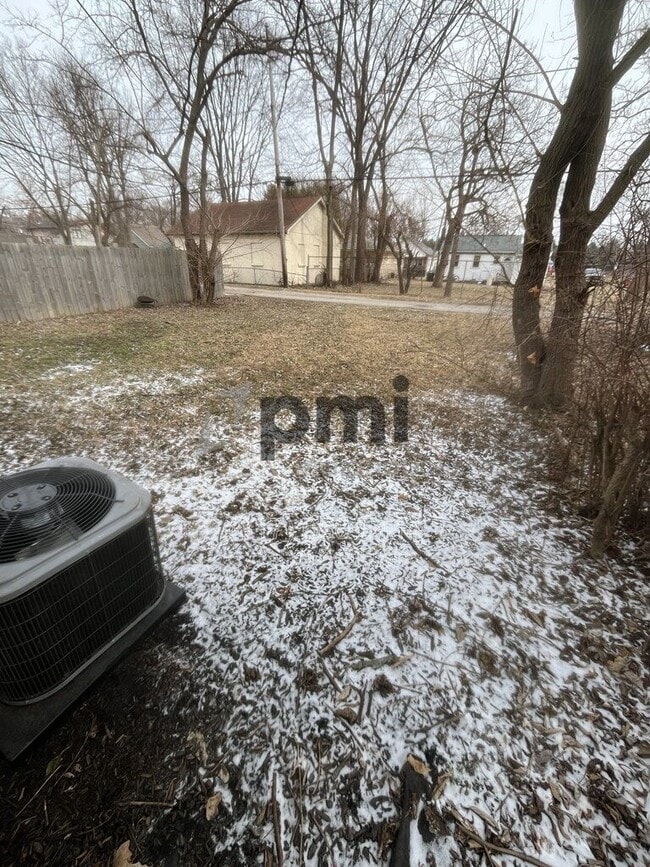 Building Photo - 4239 Crittenden Ave