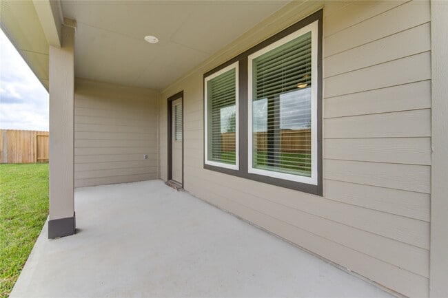 Building Photo - 9027 Rose Water Trl