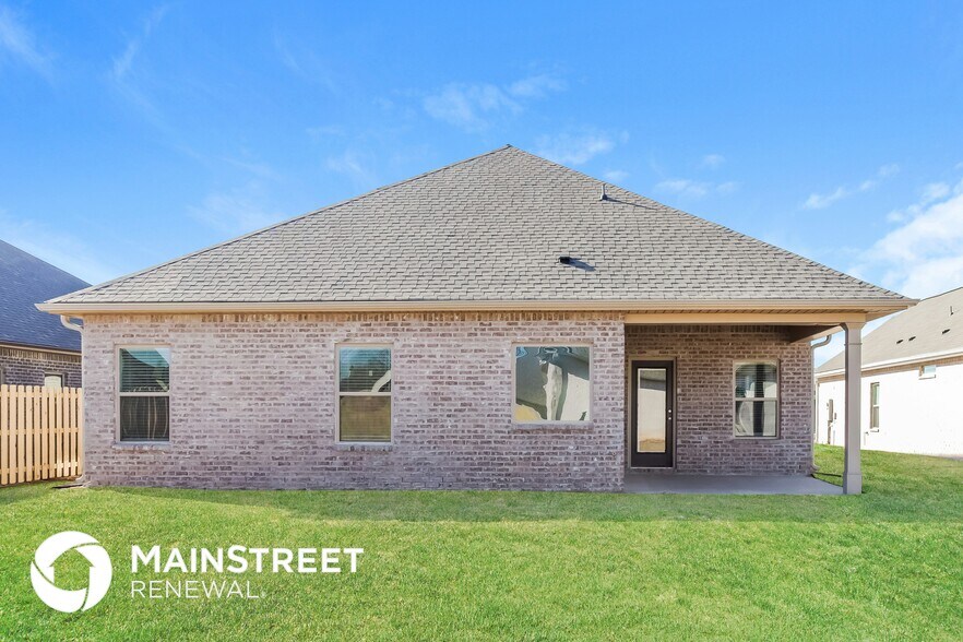 Building Photo - 14628 River Birch Ln