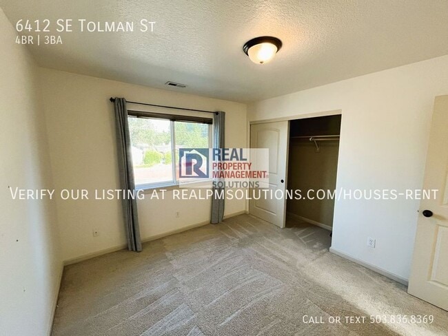 Building Photo - 6412 SE Tolman St