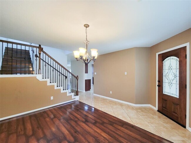 Building Photo - 21123 Amber Crossing Dr