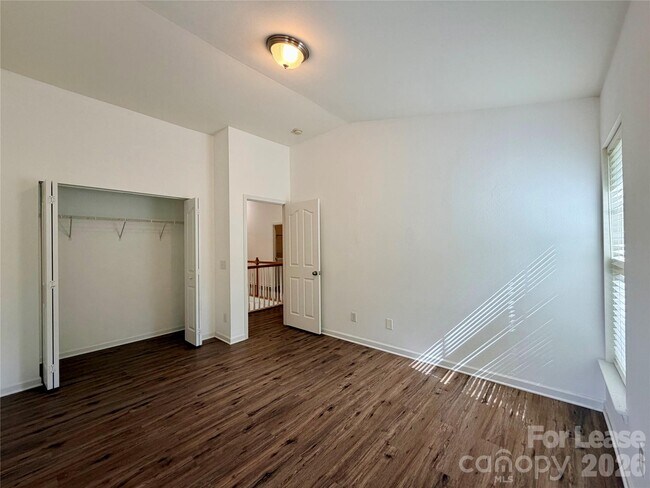 Building Photo - 10968 Princeton Village Dr