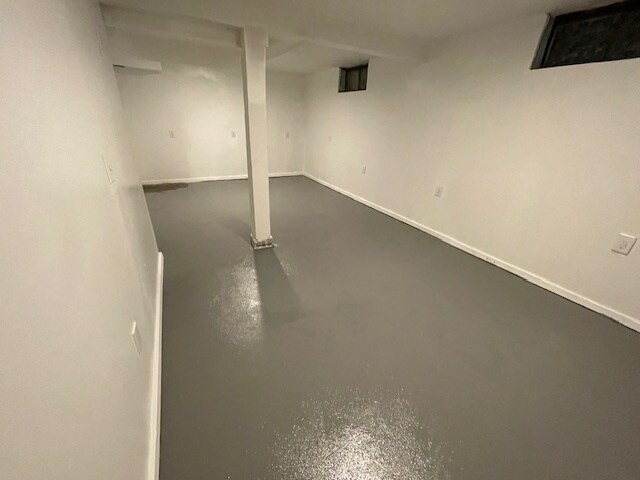Building Photo - 216 N Walton Ave