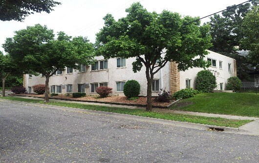 Building Photo - 3001 3rd Ave S