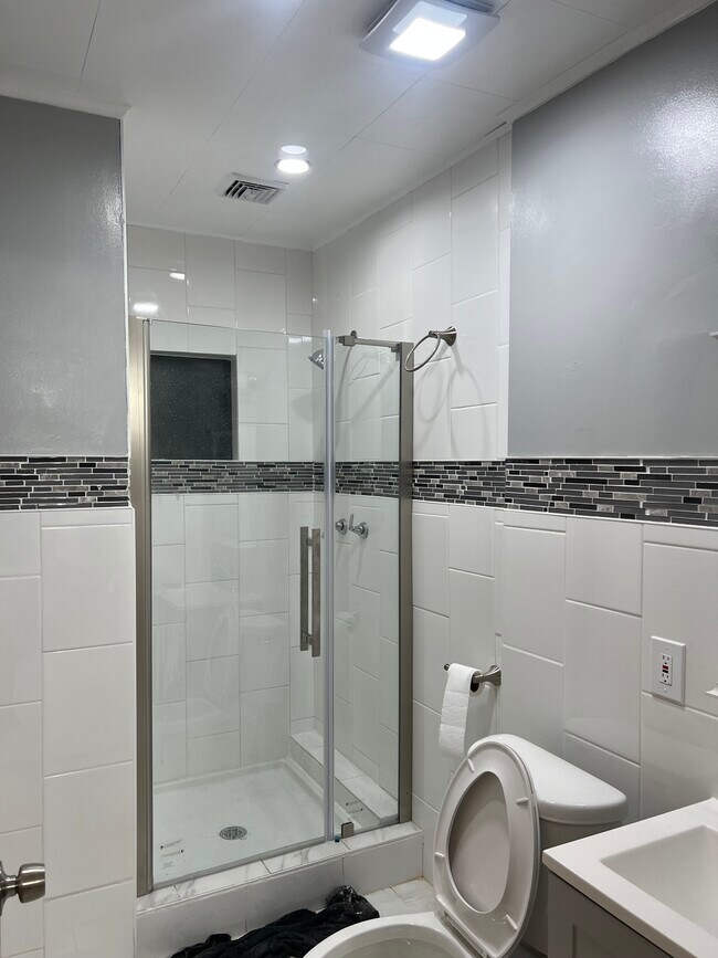 Building Photo - 375 Military Rd