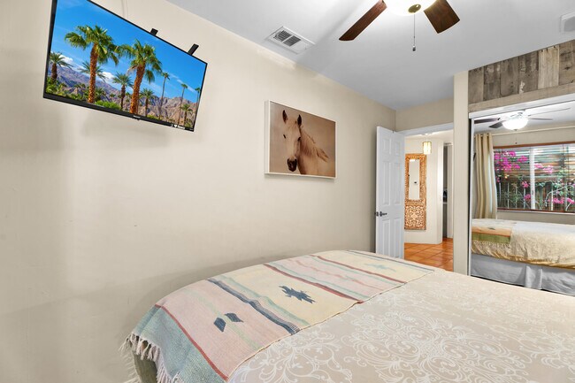 Building Photo - 52420 Avenida Juarez