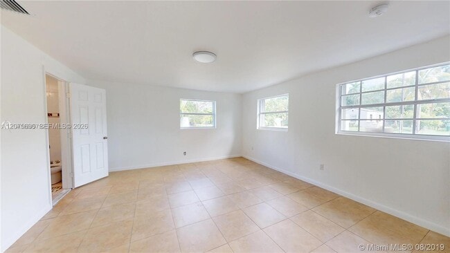 Building Photo - 88 NW 85th St