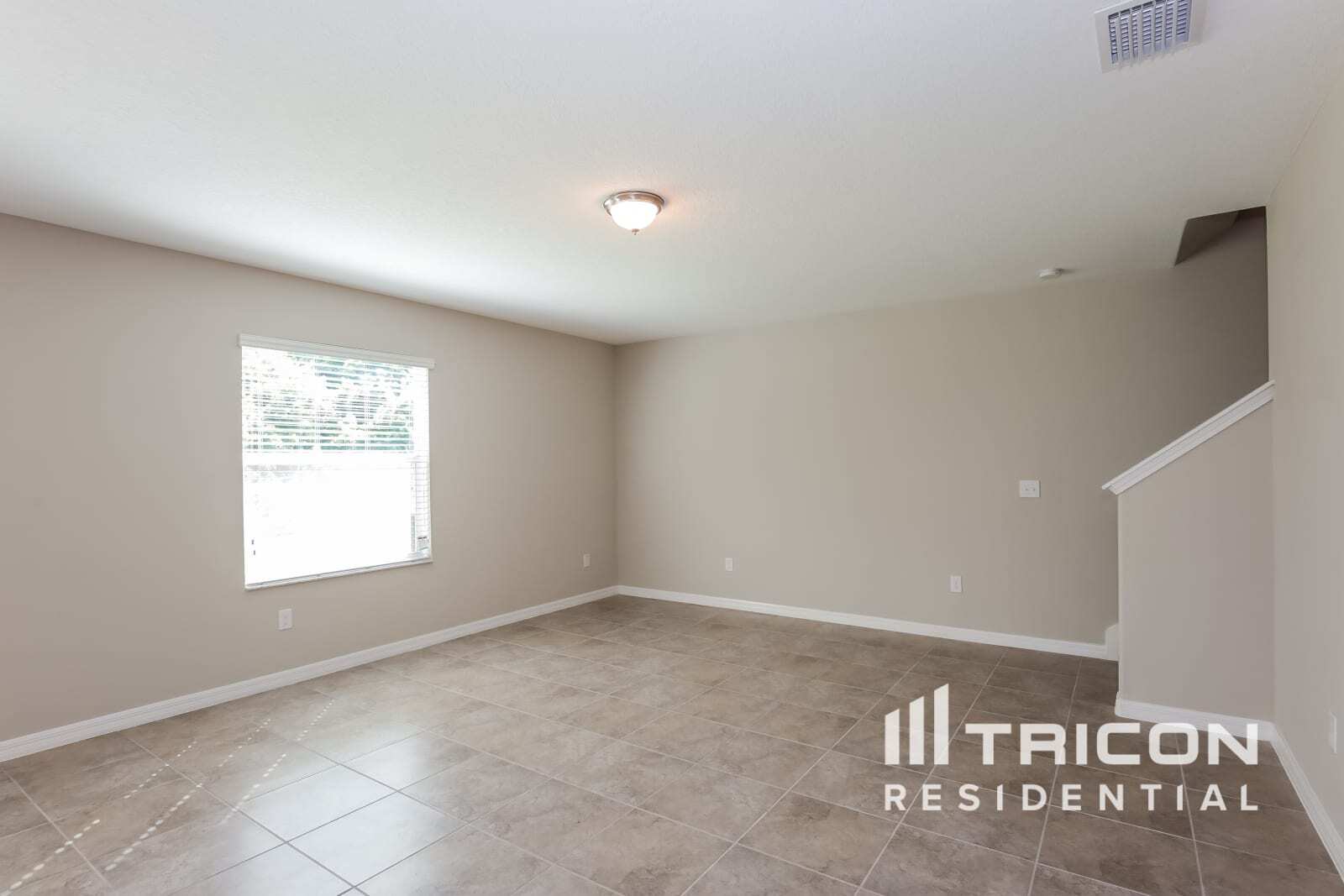 Building Photo - 2012 Broad Winged Hawk Dr