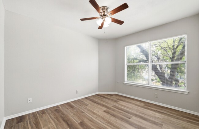 Building Photo - 13254 Wood Climb St