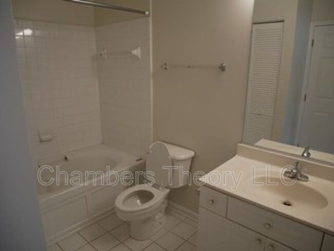 Building Photo - 2710 Bellforest Ct