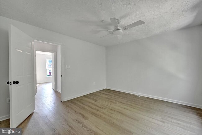 Building Photo - 7836 Foxfarm Ln