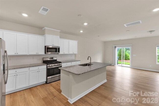Building Photo - 2777 Yeager Dr NW