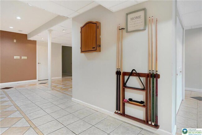 Building Photo - 202 McNair Cir