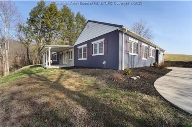 Building Photo - 204 Angel Terrace