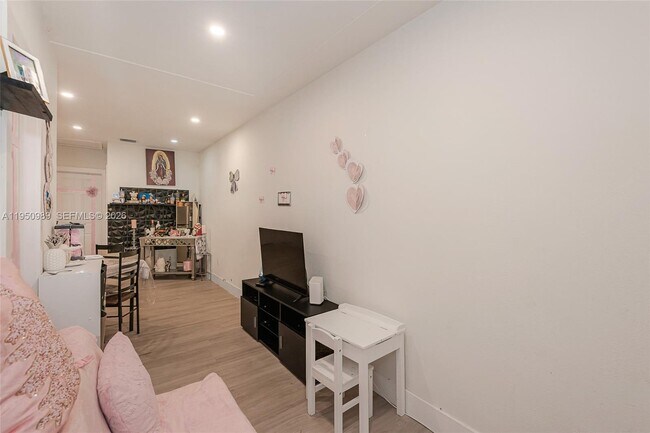 Building Photo - 110 NW 58th St