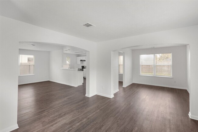 Building Photo - 19138 Larkspur Hills Dr