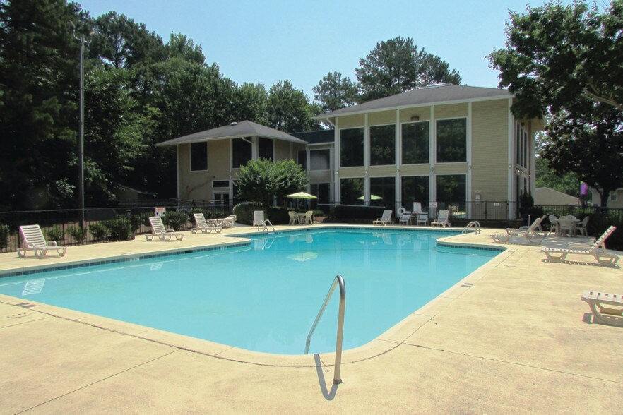 Glen Hollow 3859 Flat Shoals Pky Decatur GA 30034 Apartment Finder