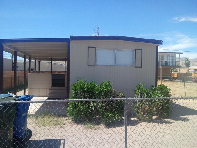 Building Photo - Bullhead City!  2 Bedroom Mobile