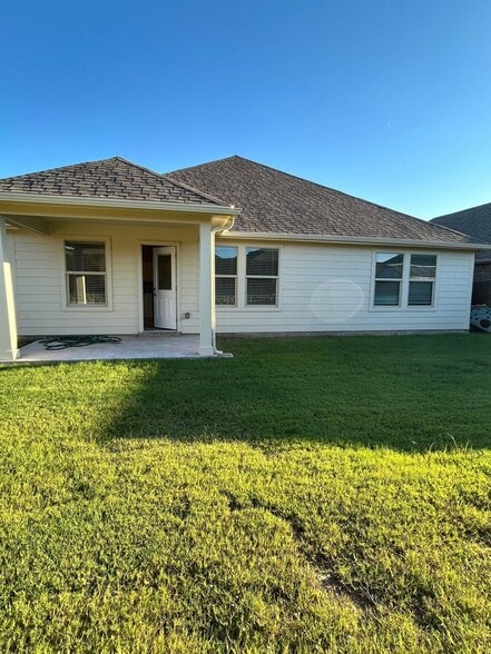 Building Photo - 752 Cascade Ln