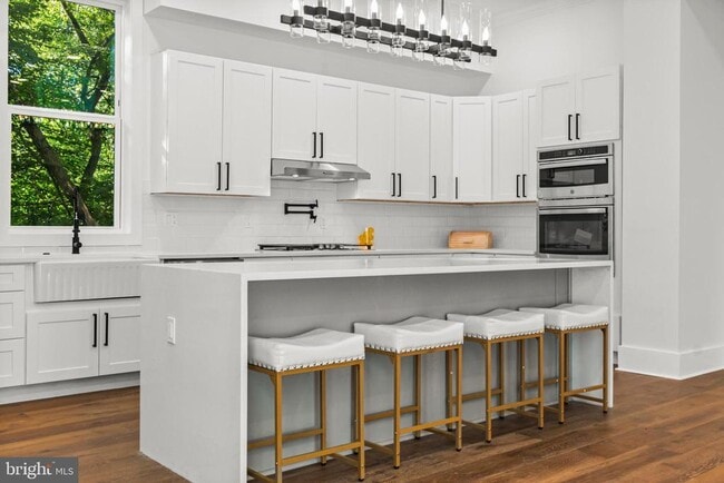 Building Photo - 811 Sligo Creek Pkwy