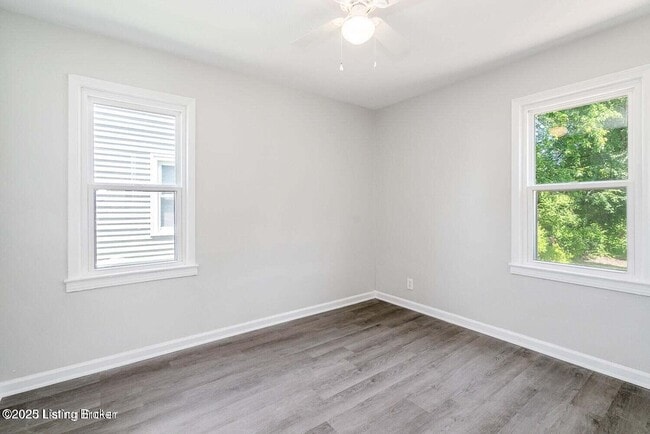 Building Photo - 2637 Olive St