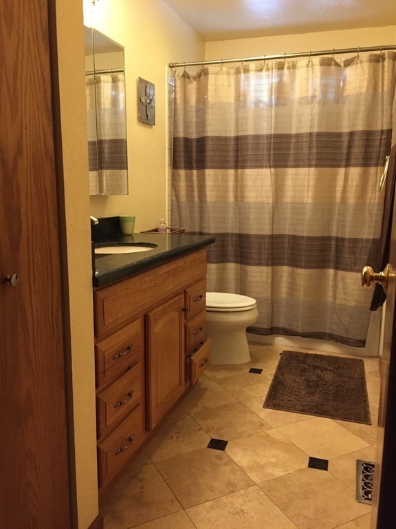Building Photo - Charming 4 Bed 2 Bath Home in Wedgewood