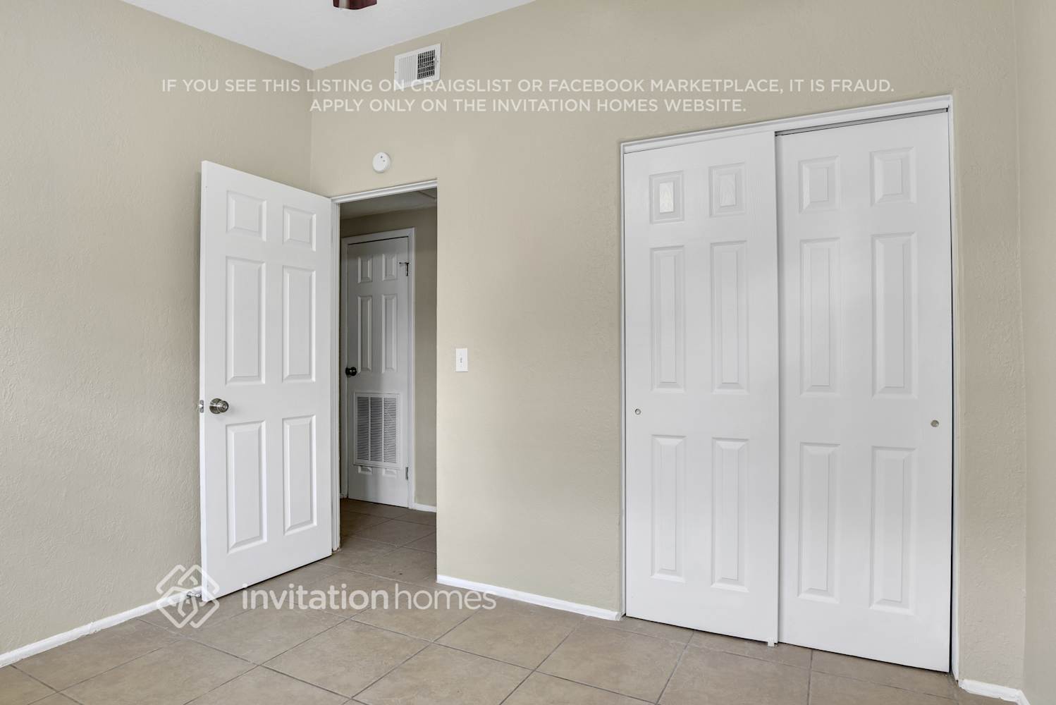 Building Photo - 219 Flamingo Dr