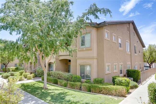 Building Photo - 8985 S Durango Dr