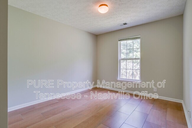 Building Photo - 1345 Bell Rd