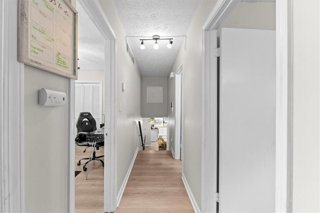 Building Photo - 4041 Woodbridge Ct
