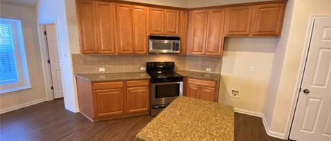 Building Photo - 1002 Mesquite Hollow Pl