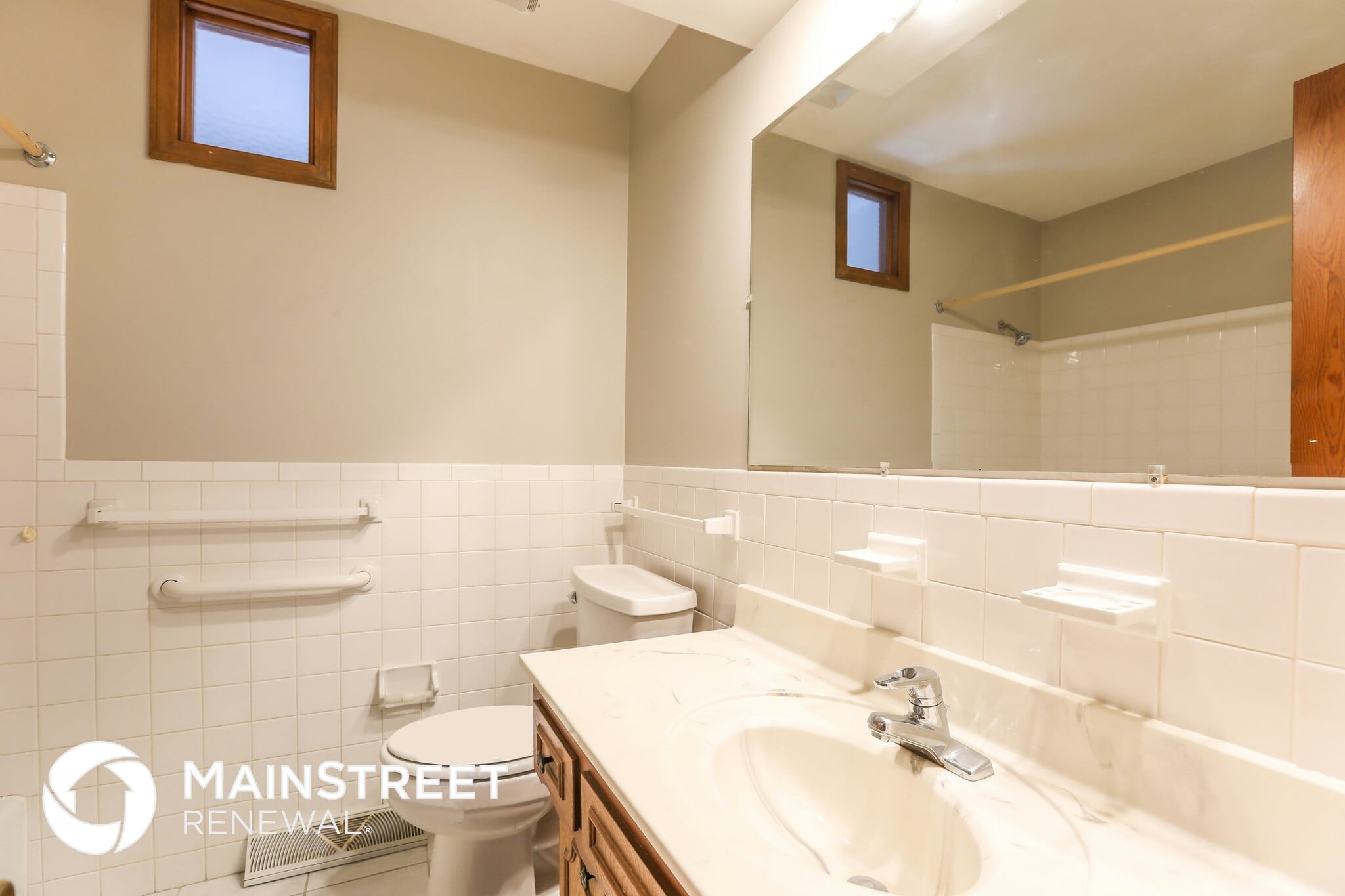 Building Photo - 523 E Prairie Terrace